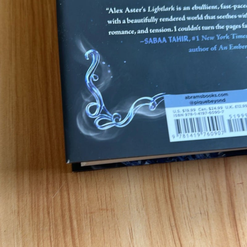Nightbane(the Lightlark Saga Book 2)
