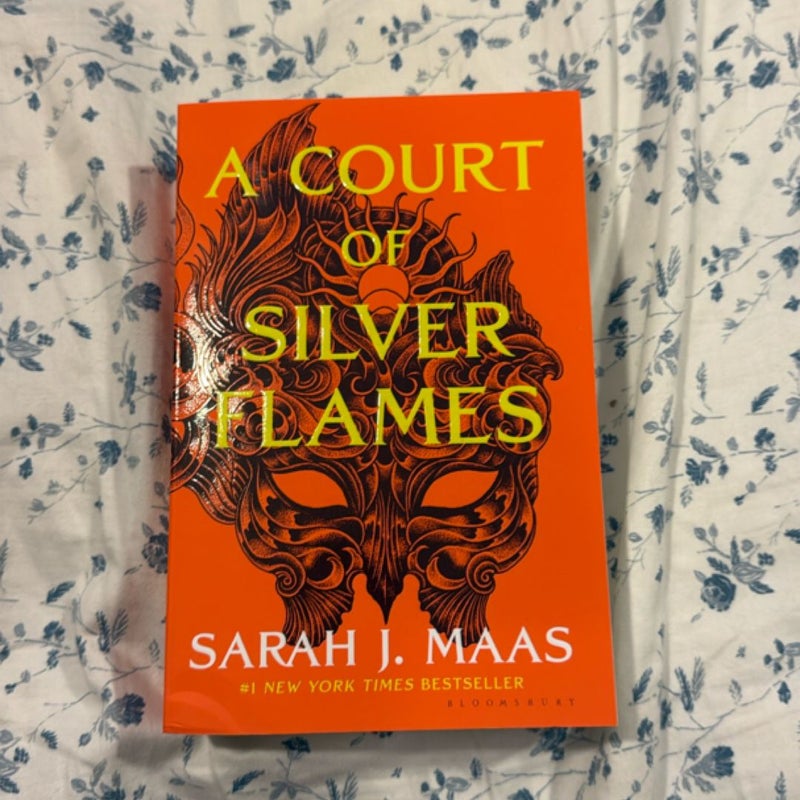 A Court of Silver Flames