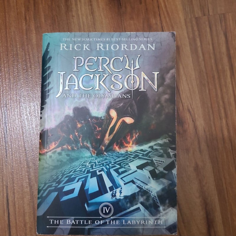 Percy Jackson and the Olympians, Book Four the Battle of the Labyrinth (Percy Jackson and the Olympians, Book Four)