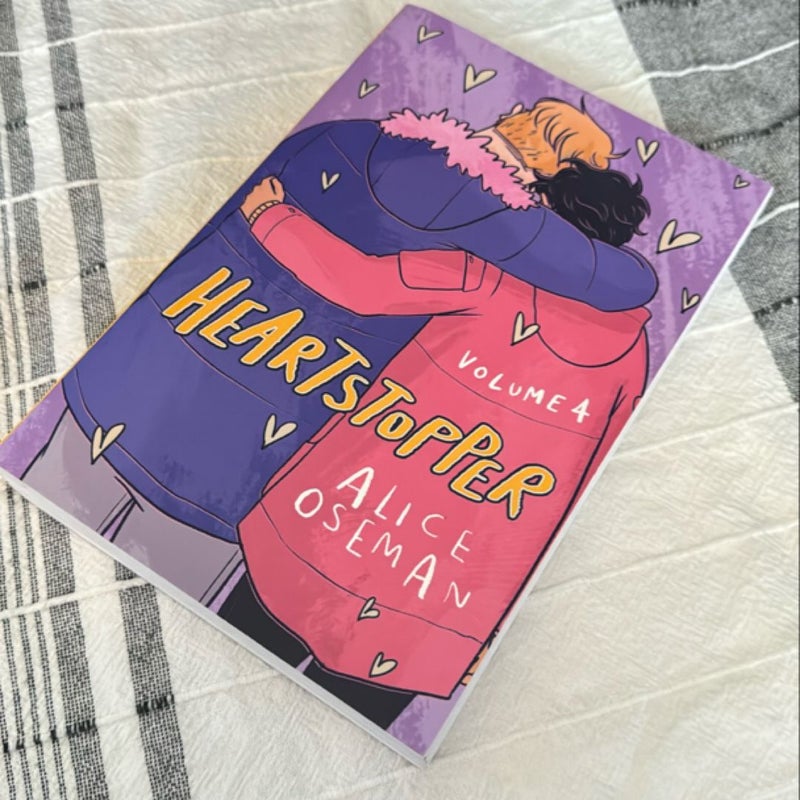 Heartstopper: Volume 4: a Graphic Novel