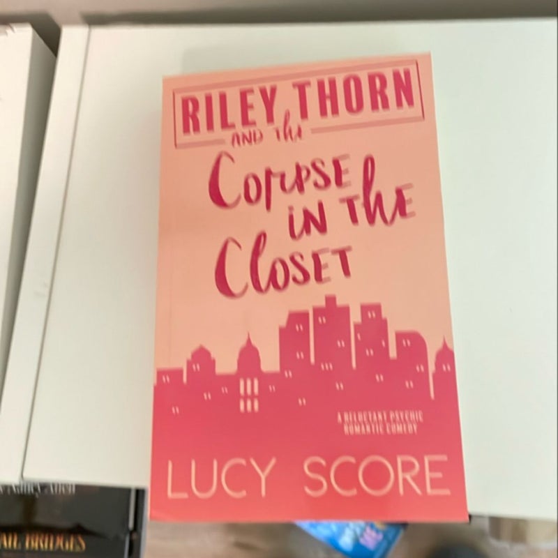 Riley Thorn and the Corpse in the Closet