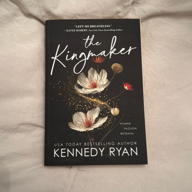 The Kingmaker by Kennedy Ryan, Paperback | Pangobooks