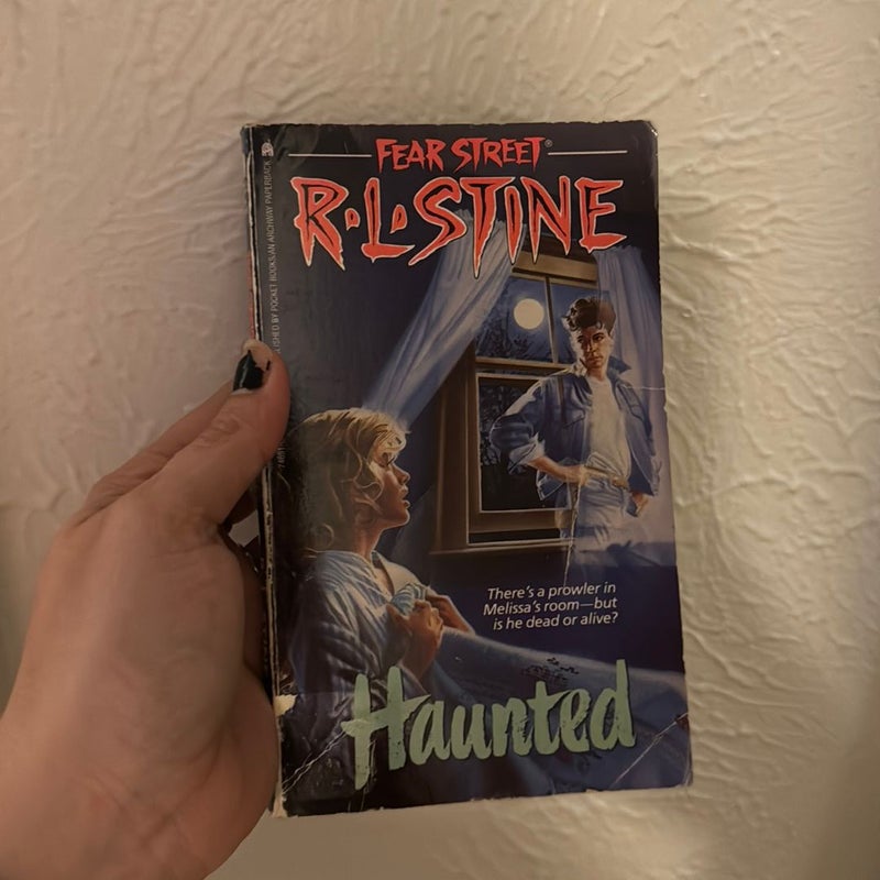 Fear street R I stine haunted 