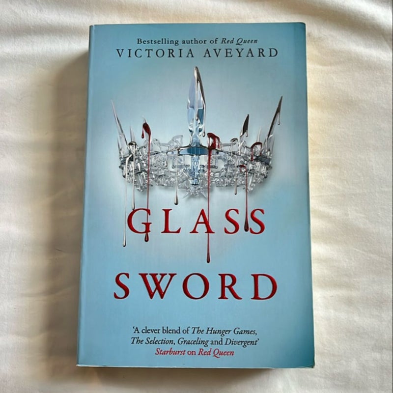 (UK EDITION) Glass Sword