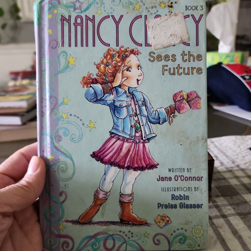 Fancy Nancy: Nancy Clancy Sees the Future