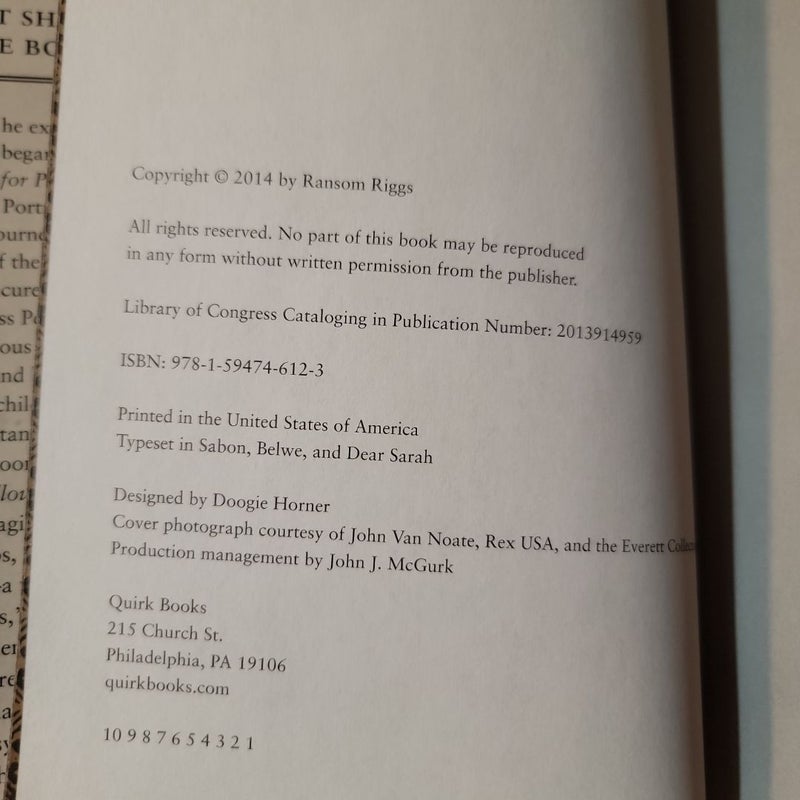 Hollow City (First Edition)
