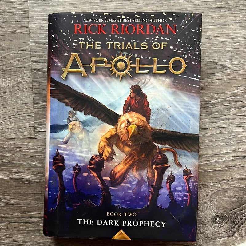 The Trails of Apollo : The Dark Prophecy 