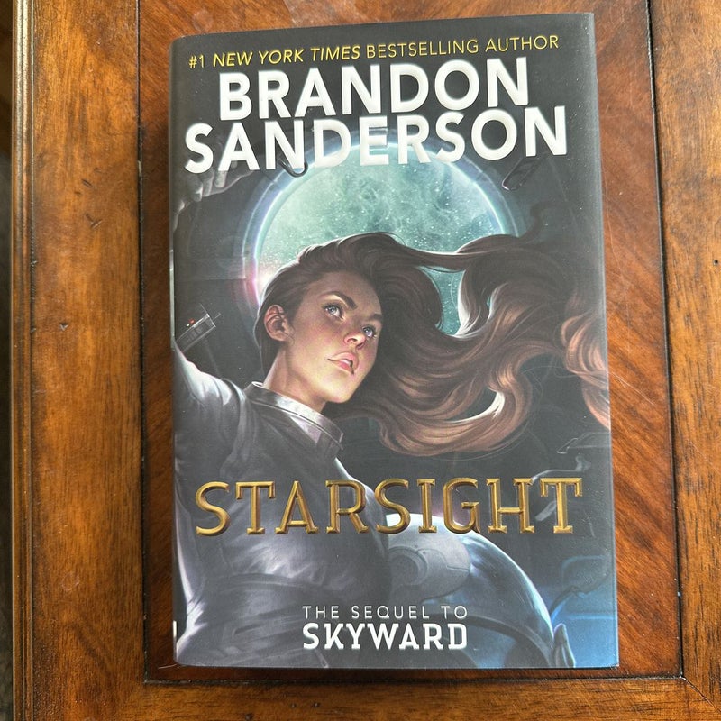 Starsight (The Skyward Series)