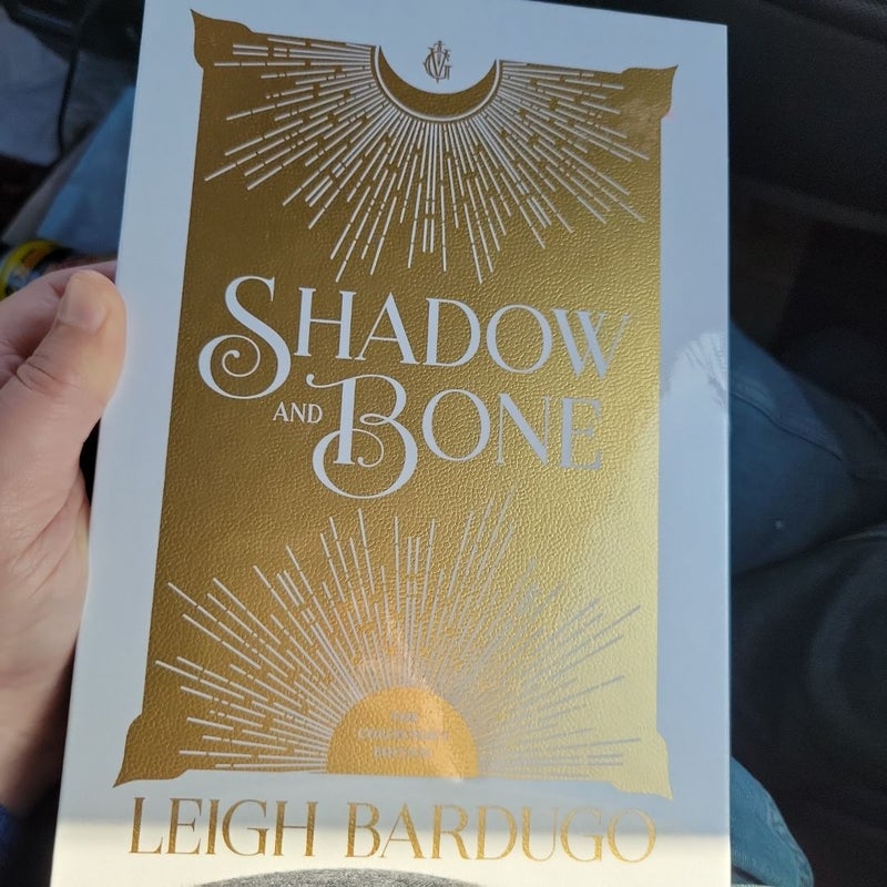 Shadow and Bone: the Collector's Edition