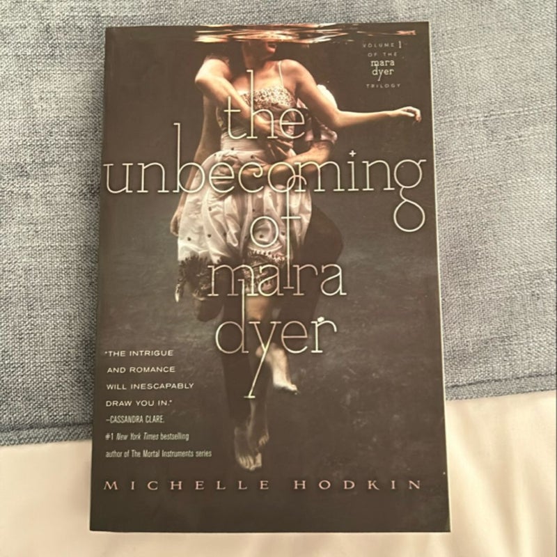 The Unbecoming of Mara Dyer