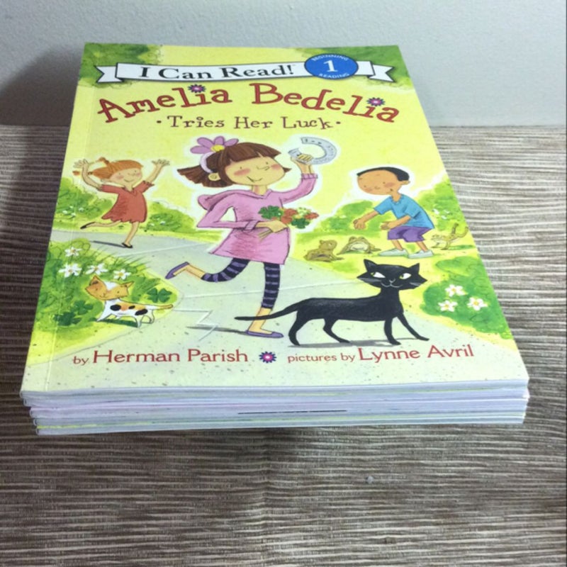 Amelia Bedelia I Can Read Box Set #2: Books Are a Ball