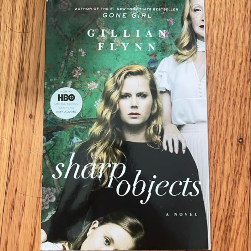 Sharp Objects (Movie Tie-In)