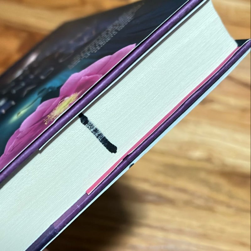 Worlds of Ink and Shadow [FIRST CANADIAN EDITION]