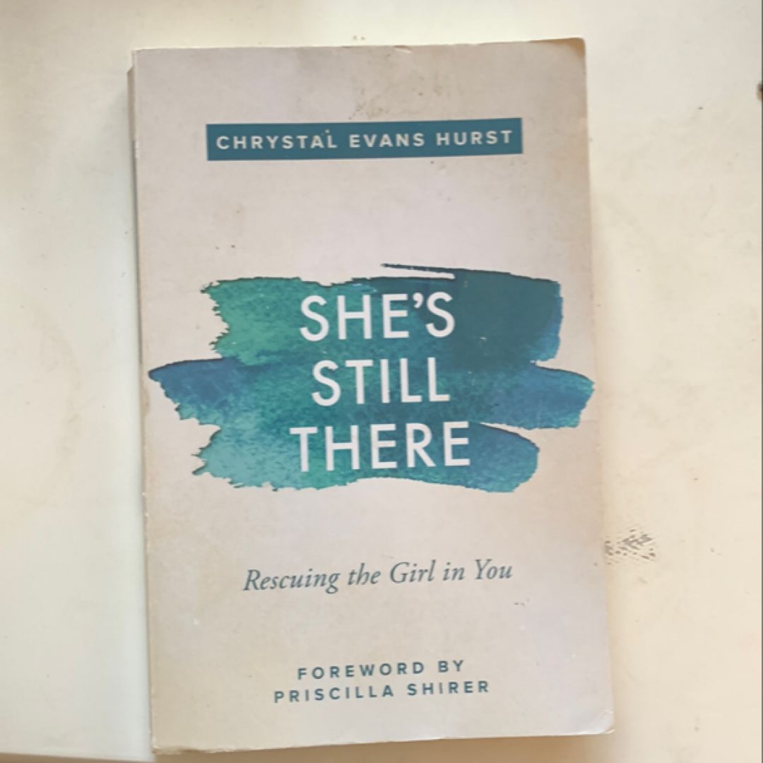 She's Still There by Chrystal Evans Hurst, Paperback | Pangobooks