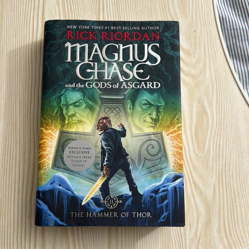 Magnus Chase and the Gods of Asgard: The Hammer of Thor (Book Two)