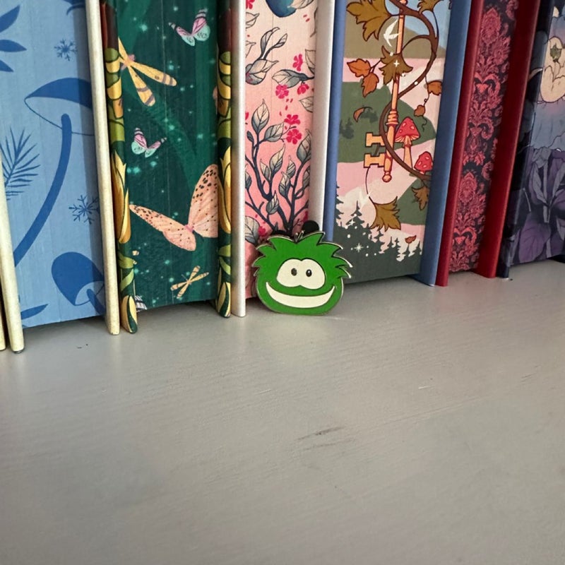 green puffle pin