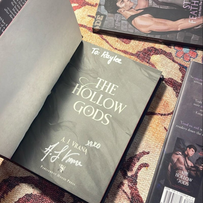 The Hollow Gods: The Chaos Cycle Duology