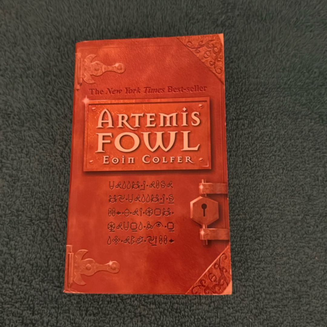 Artemis Fowl (Mass Market Edition)