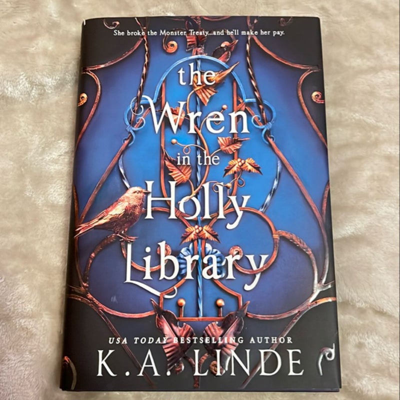 The Wren in the Holly Library (Deluxe Limited Edition)