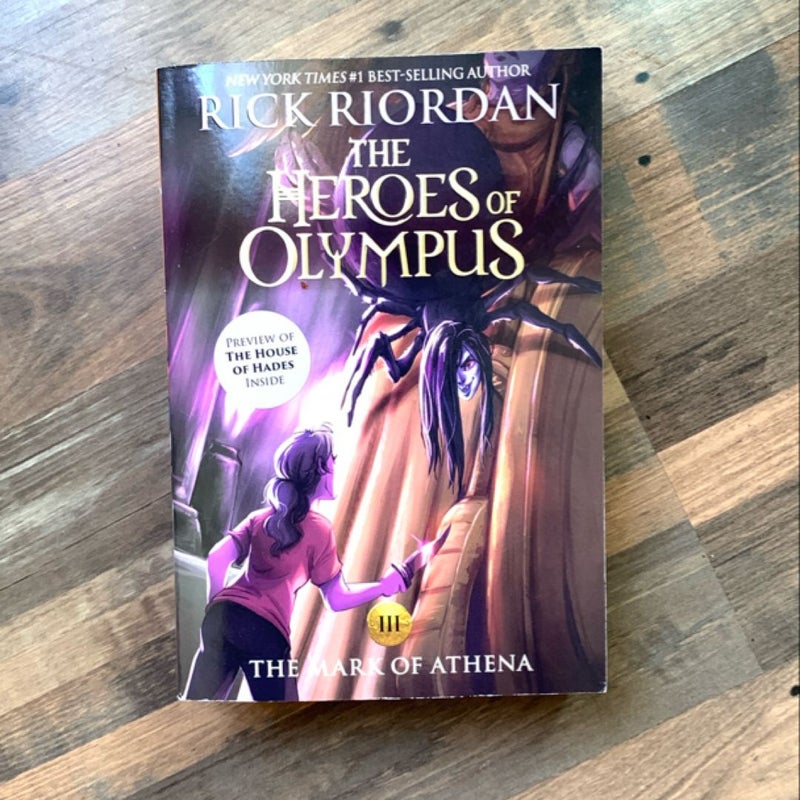 Heroes of Olympus, the Book Three the Mark of Athena ((new Cover))