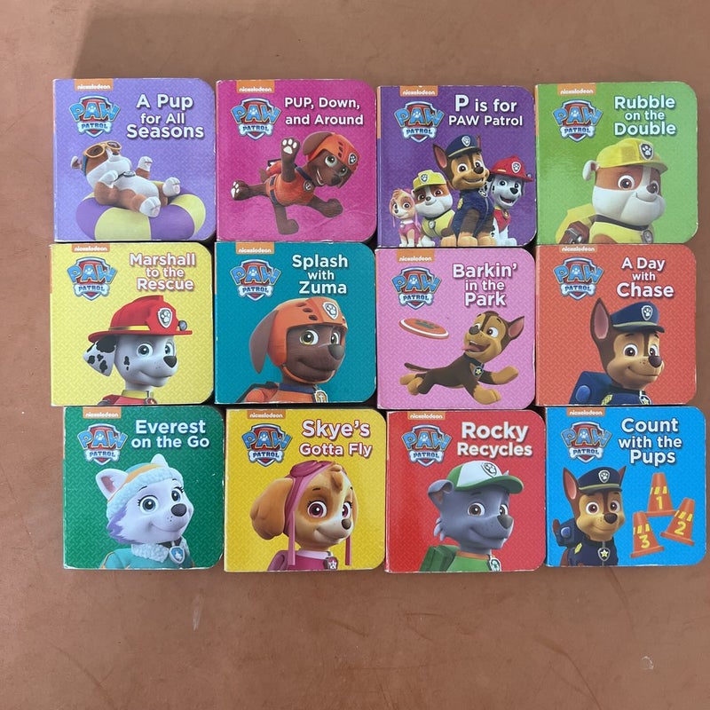 Nickelodeon PAW Patrol: 12 Board Books