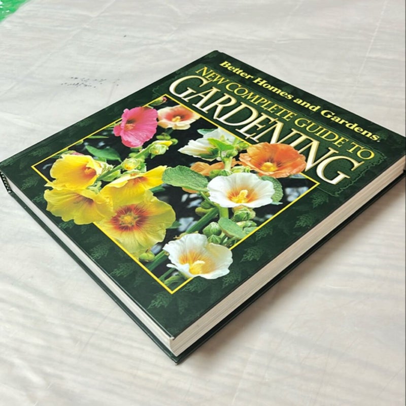 New Complete Guide to Gardening