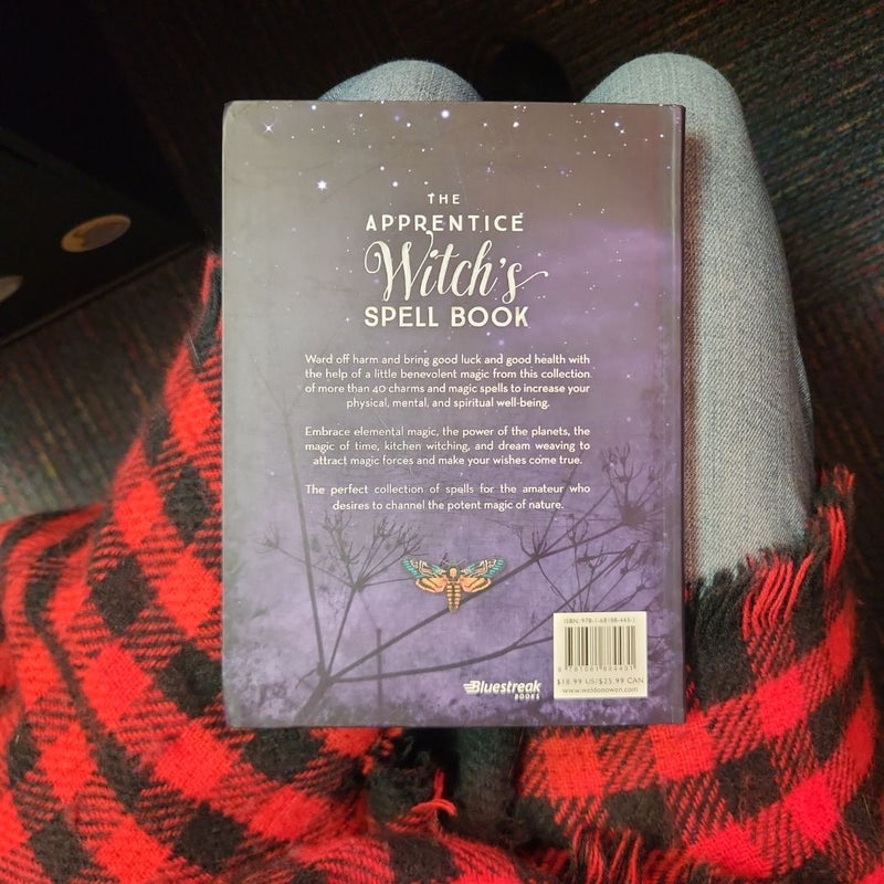 The Apprentice Witch's Spell Book