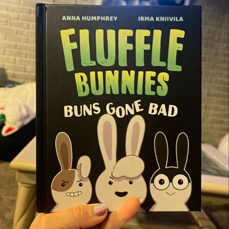 Buns Gone Bad (Fluffle Bunnies, Book #1)