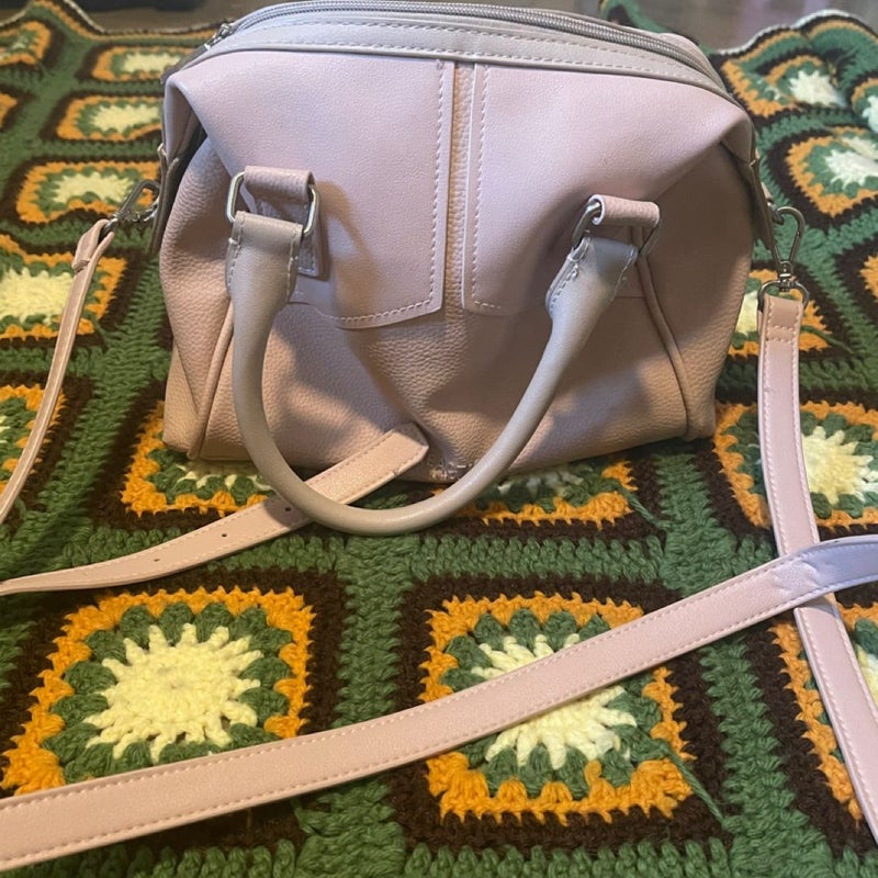 Reaction Kenneth Cole: muted pink purse 