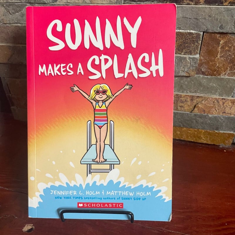 Sunny Makes a Splash