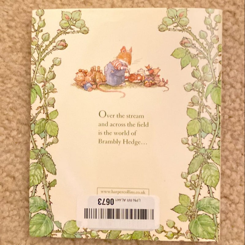 Spring Story (Brambly Hedge)