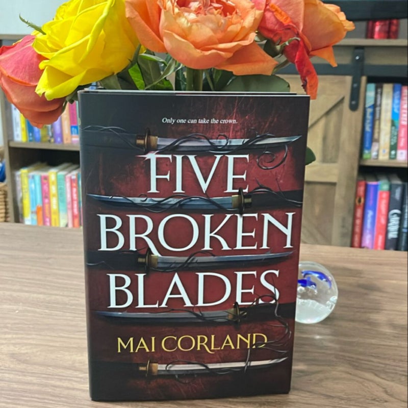 Five Broken Blades (Deluxe Limited Edition)