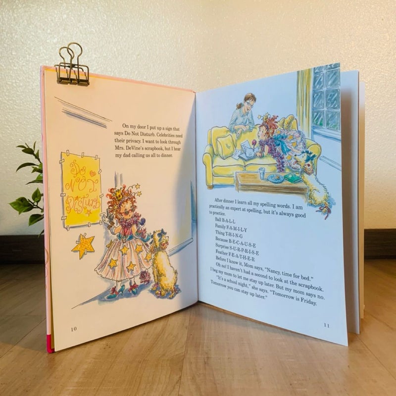 Fancy Nancy: 5-Minute Fancy Nancy Stories