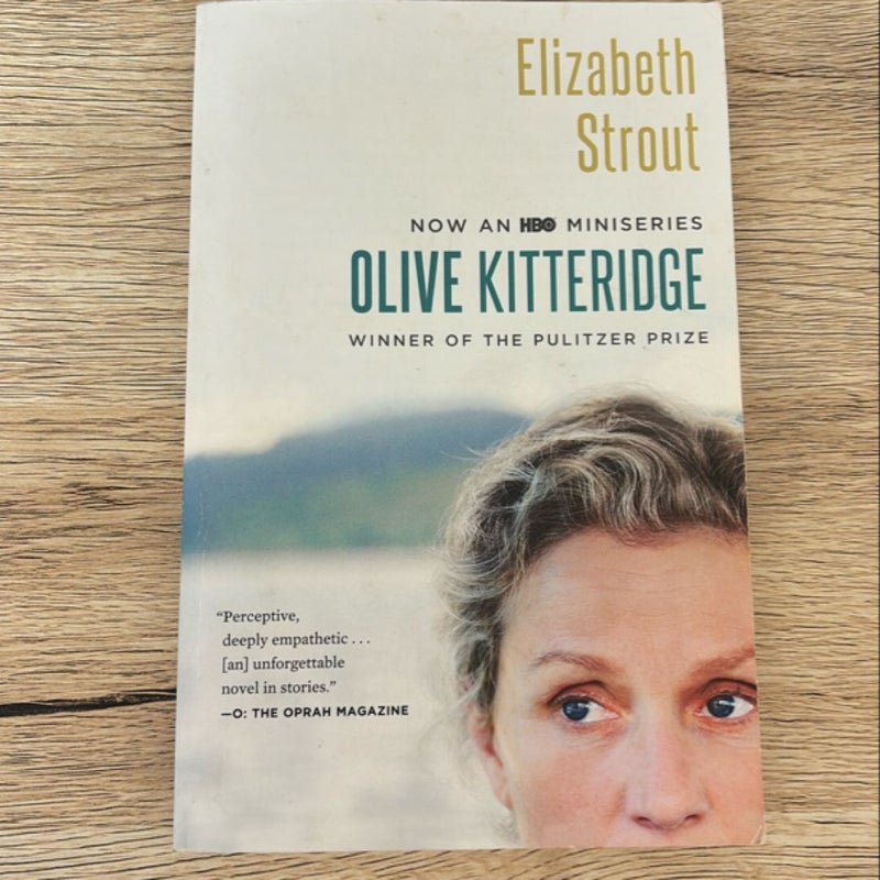 Olive Kitteridge (HBO Miniseries Tie-In Edition)