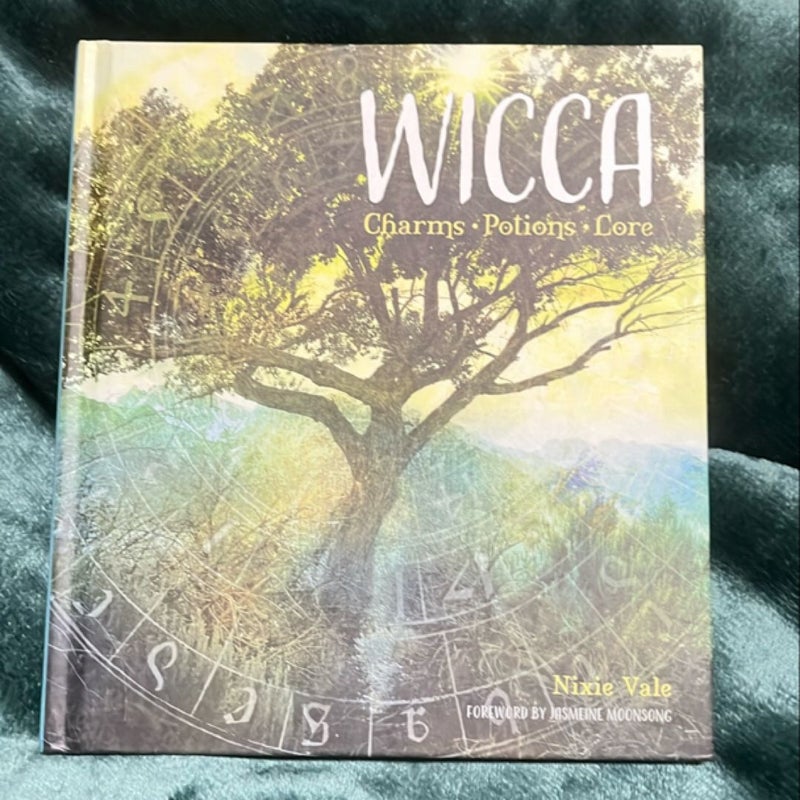 Wicca: Charms, Potions and Lore