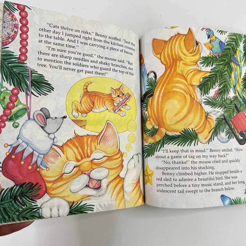 Vintage 1992 The Cat That Climbed the Christmas Tree, First Edition, Golden Book