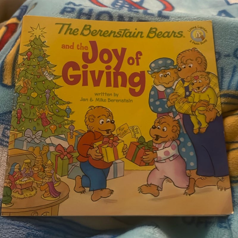 The Berenstain Bears and the Joy of Giving