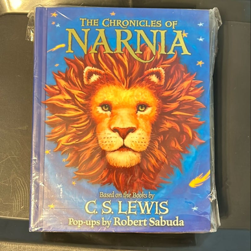 The Chronicles of Narnia Pop-Up