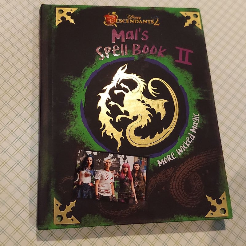 Descendants 2: Mal's Spell Book 2