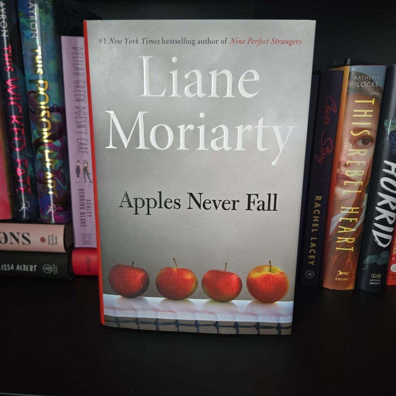 Apples Never Fall