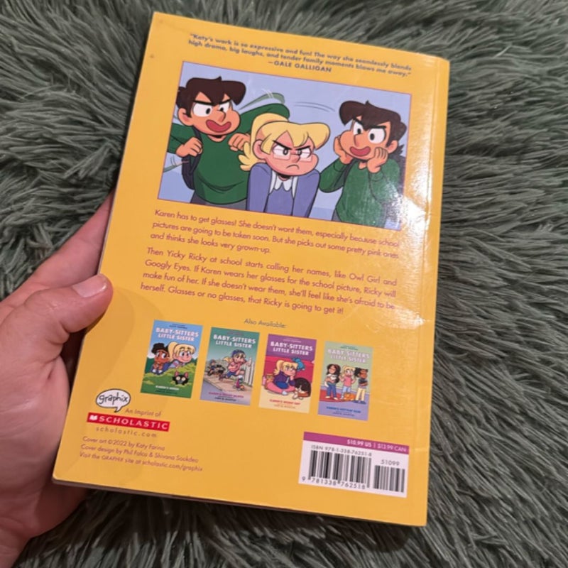 Karen's School Picture: a Graphic Novel (Baby-Sitters Little Sister #5) (Adapted Edition)