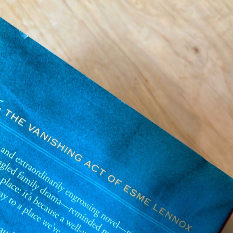 The Vanishing Act of Esme Lennox