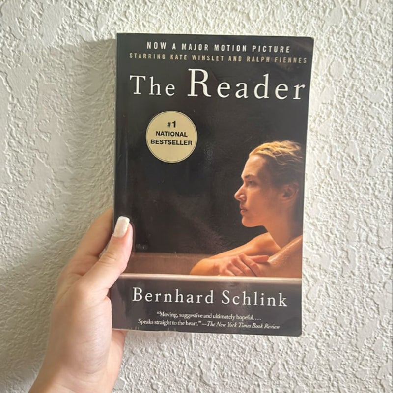 The Reader (Movie Tie-In Edition)