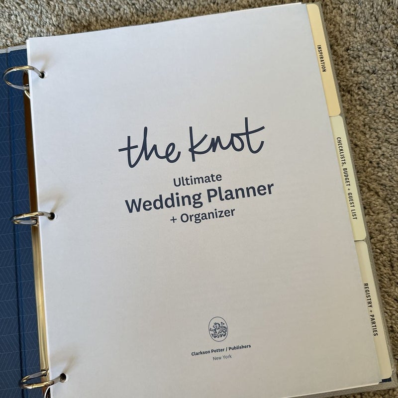 The Knot Ultimate Wedding Planner And Organizer Revised And Updated Binder By Hardcover 8091