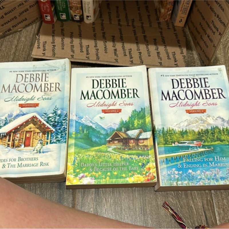 Debbie macomber book lot 