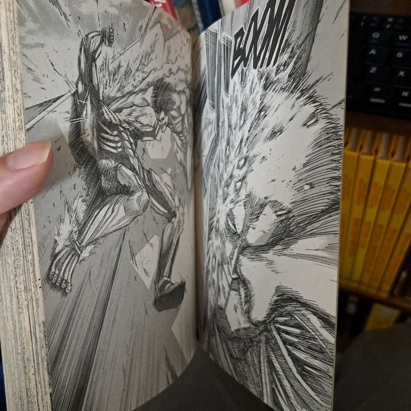 Attack on Titan 11