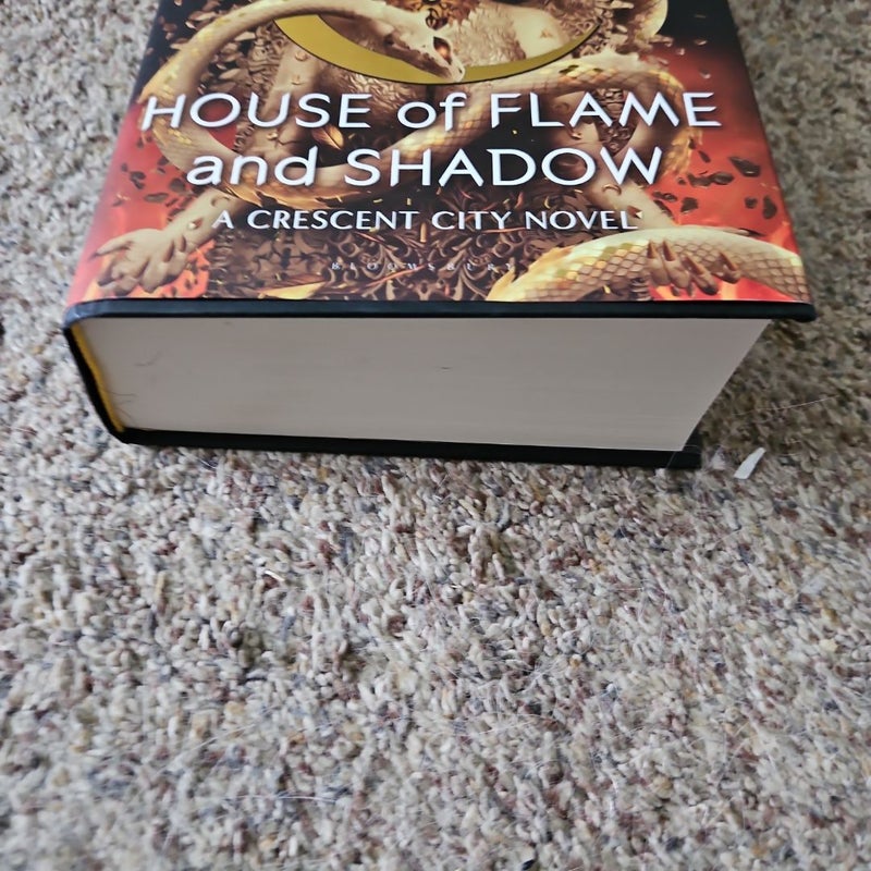 Walmart Exclusive House of Flame and Shadow