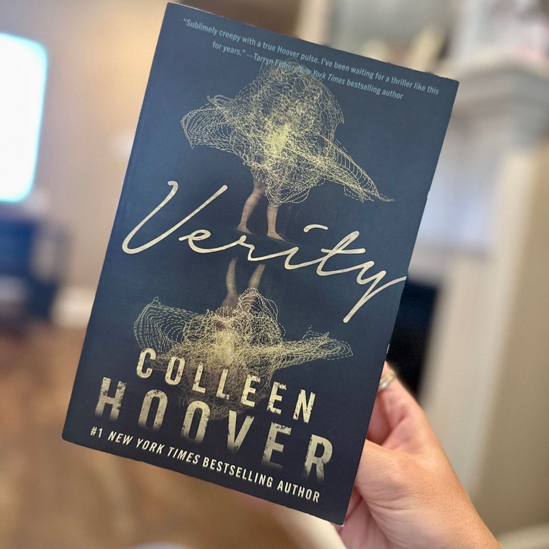 Verity by Colleen Hoover