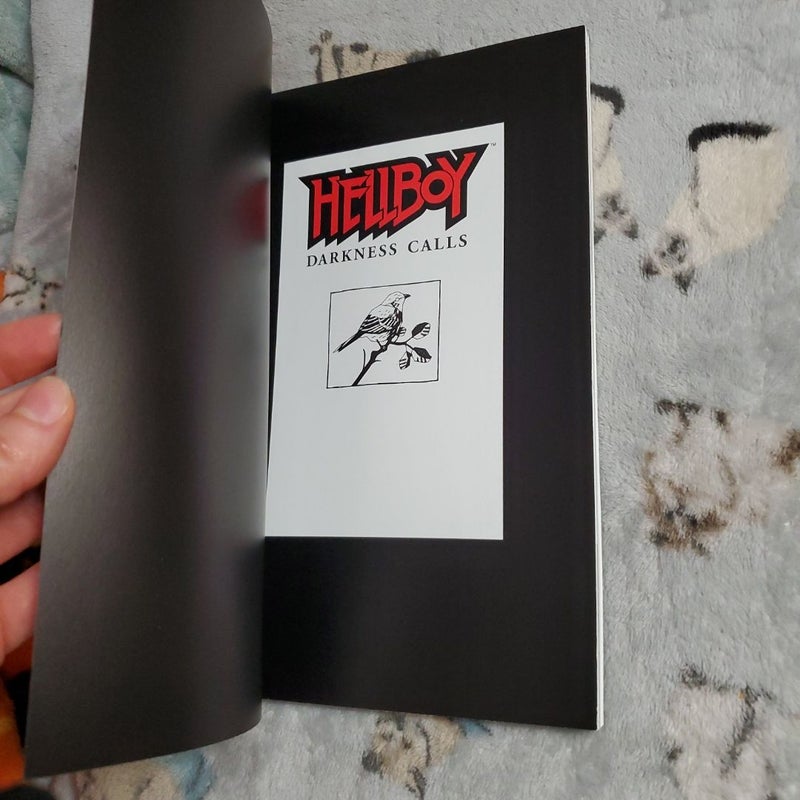 Hellboy Volume 8: Darkness Calls