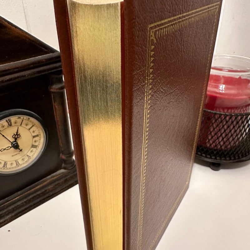 Easton Press Leather Classics “A Farewell To Arms” By Hemingway (1990) Collector’s Edition 100 Greatest books Ever Written 